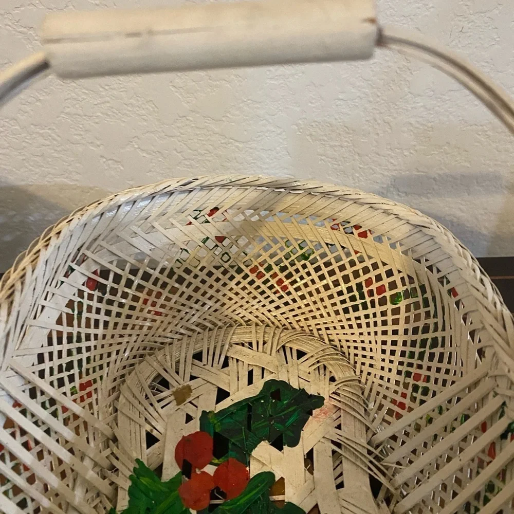 Vintage Daddy’s Duck Handwoven Hand Painted Basket Red Green Floral 8”W x 8”H